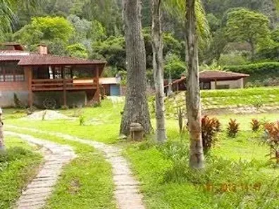 Casa com 5 Quartos à venda, 750m² no Araras, Petrópolis