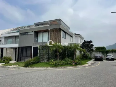 Casa de Condomínio com 4 Quartos à venda, 232m² no Vargem Pequena, Rio de Janeiro
