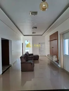 Casa com 3 Quartos para alugar, 169m² no Jardim Inconfidência, Uberlândia