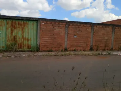 Lote/Terreno à venda, 240m² no Setor Parque Tremendão, Goiânia