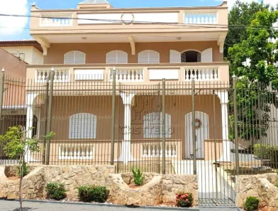 Casa com 6 Quartos para alugar, 490m² no Canaã, Londrina