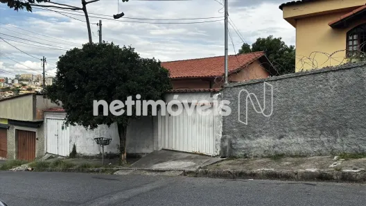 Casa com 2 Quartos à venda, 360m² no Marajó, Belo Horizonte