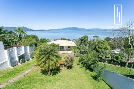 Casa com 3 Quartos à venda, 290m² no José Mendes, Florianópolis