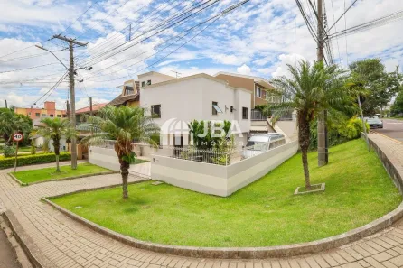 Sobrado com 3 Quartos à venda, 202m² no Portão, Curitiba