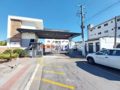 Apartamento com 3 Quartos para alugar, 61m² no Santa Luzia, Criciúma