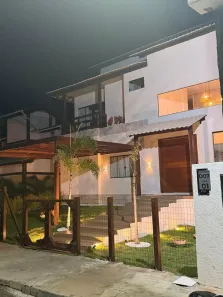 Casa de Condomínio com 5 Quartos para alugar, 380m² no Barra do Jacuípe, Camaçari