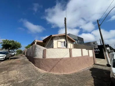 Casa com 2 Quartos para alugar, 70m² no Parque São Jorge, Marília