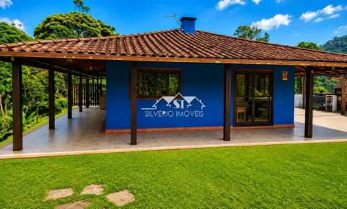 Casa com 3 Quartos à venda, 320m² no Fazenda Inglesa, Petrópolis