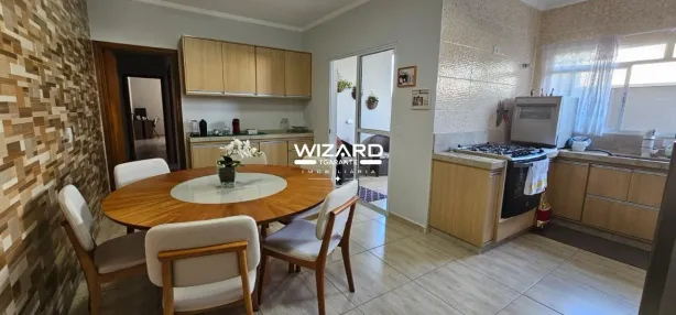 Casa com 2 Quartos à venda, 178m² no Centro, Atibaia