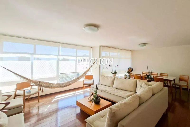 Apartamento com 4 quartos — Serra, Belo Horizonte