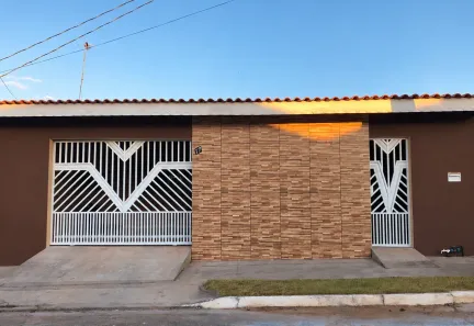Casa com 2 Quartos à venda, 120m² no Residencial Coxipó, Cuiabá