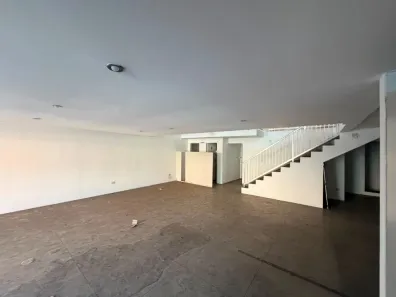 Imóvel Comercial à venda, 538m² no Vila Firmiano Pinto, São Paulo