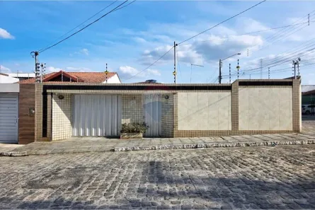 Casa com 3 Quartos à venda, 160m² no Nova Brasília, Campina Grande