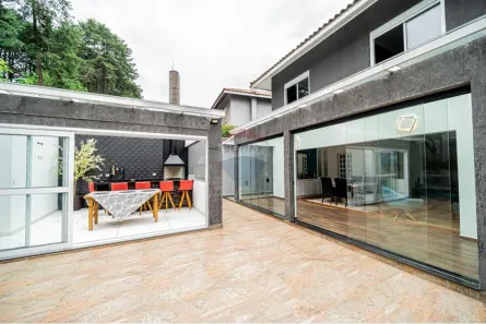 Casa de Condomínio com 4 Quartos à venda, 262m² no Jardim Lambreta, Cotia