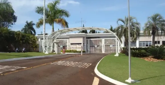Lote/Terreno com 1 Quarto à venda, 1m² no Jardim Tarobá, Cambé
