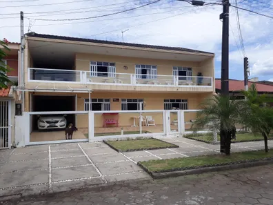Sobrado com 4 Quartos à venda, 362m² no Brejatuba, Guaratuba