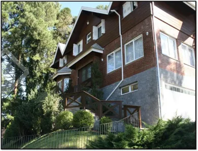 Casa com 5 Quartos à venda, 700m² no Tres Pinheiros, Gramado