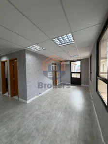 Sala Comercial para alugar, 72m² no Jardim Ana Maria, Jundiaí
