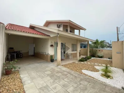 Casa com 4 Quartos à venda, 165m² no Centro, Navegantes