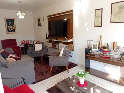 Casa com 3 Quartos à venda, 200m² no Camobi, Santa Maria