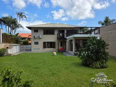 Casa de Condomínio com 4 Quartos à venda, 280m² no Sambaqui, Florianópolis
