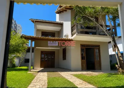 Casa com 6 Quartos para venda ou aluguel, 193m² no São Francisco, Ilhéus