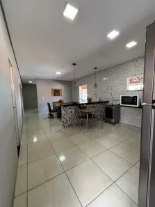 Sobrado com 3 Quartos à venda, 230m² no Saci, Teresina