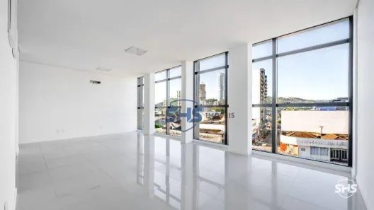 Sala Comercial para alugar, 40m² no Centro, Blumenau