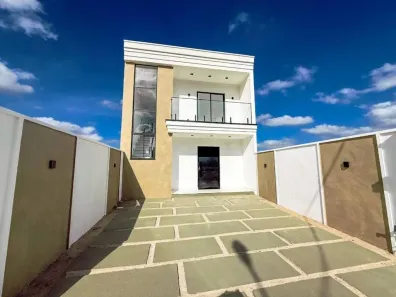 Casa de Condomínio com 3 Quartos à venda, 175m² no Luzardo Viana, Maracanaú