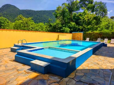 Apartamento com 2 Quartos à venda, 45m² no Jardim Casa Branca, Caraguatatuba