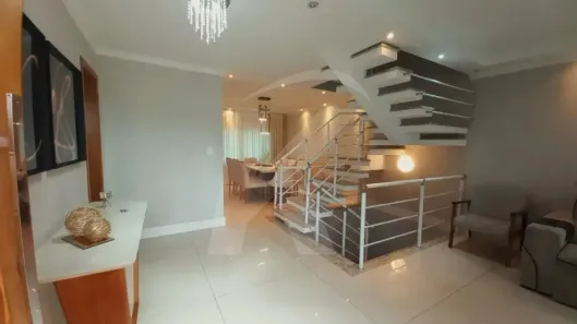 Casa com 3 Quartos à venda, 200m² no Vila Pedra Branca, São Paulo