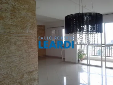 Apartamento com 3 Quartos à venda, 215m² no Vila Ipojuca, São Paulo