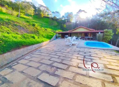 Casa com 3 Quartos à venda, 200m² no Itaipava, Petrópolis
