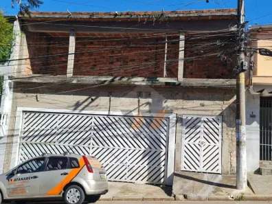 Casa com 3 Quartos para alugar, 180m² no Jardim Santa Adélia, São Paulo