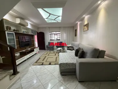 Sobrado com 3 Quartos à venda, 153m² no Residencial Bosque dos Ipês, São José dos Campos