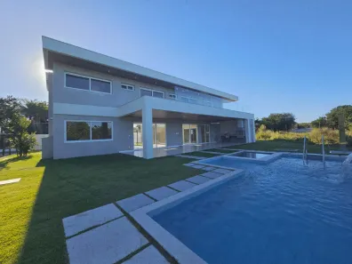 Casa de Condomínio com 6 Quartos à venda, 435m² no Busca Vida (Abrantes), Camaçari