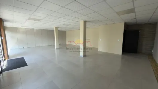 Sala Comercial para alugar, 100m² no Boehmerwald, Joinville
