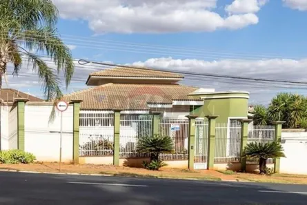Casa com 4 Quartos para alugar, 394m² no Ribeirânia, Ribeirão Preto