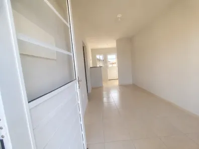 Casa de Condomínio com 2 Quartos à venda, 44m² no Distrito Industrial do Una II, Taubaté