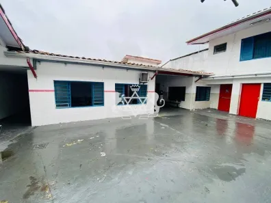 Casa com 9 Quartos à venda, 416m² no Sumaré, Caraguatatuba