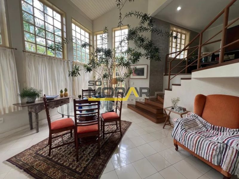 Casa com 3 quartos — Santa Lúcia, Belo Horizonte
