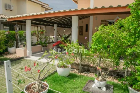 Casa de Condomínio com 2 Quartos à venda, 60m² no Barra do Jacuípe (Monte Gordo), Camaçari