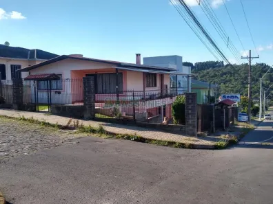 Casa com 3 Quartos à venda, 160m² no Jardim Iracema, Caxias do Sul