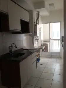 Apartamento com 2 Quartos para venda ou aluguel, 60m² no Jardim Carambeí, São Roque