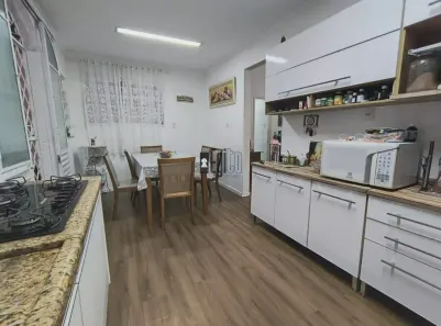 Casa com 3 Quartos à venda, 127m² no Costa Carvalho, Juiz de Fora