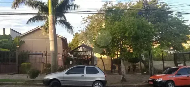 Casa de Condomínio com 2 Quartos à venda, 57m² no Camaquã, Porto Alegre