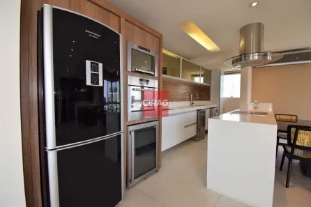 Apartamento com 3 Quartos para alugar, 138m² no Cerqueira César, São Paulo