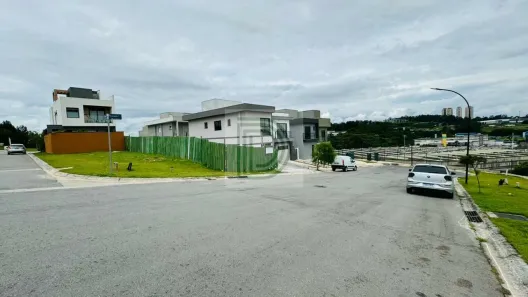 Lote/Terreno à venda, 143m² no Jardim Semiramis, Cotia