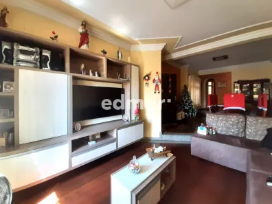 Sobrado com 3 Quartos à venda, 271m² no Vila Camilópolis, Santo André