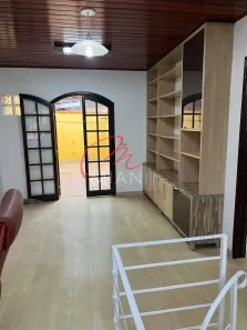 Casa com 5 Quartos à venda, 213m² no Vila Universitária, São Paulo